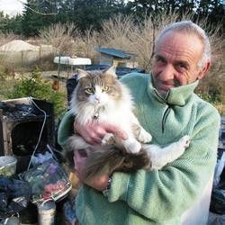 la chatte qui a sauvé son maître 