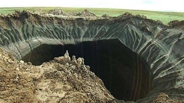 Mystérieux cratères en Sibérie