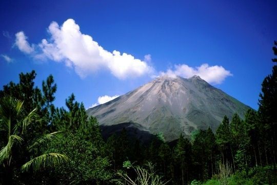 Le volcan Arenal au Costa Rica
